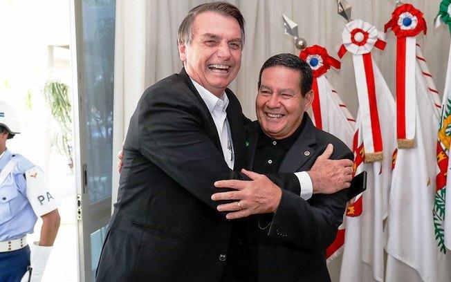 Ação que pede cassação da chapa Bolsonaro-Mourão é liberada para julgamento no TSE