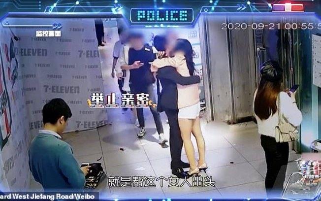 Mulher é chamada em delegacia e descobre traição do marido em vídeo