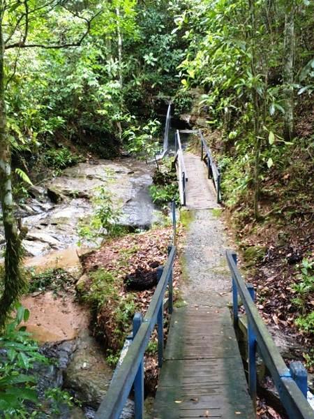 Corpo de mulher é achado em cachoeira de centro usado por João de Deus 