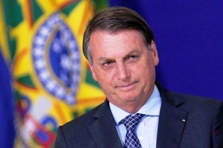 Vamos continuar protegendo nossa Amazônia, diz Bolsonaro
