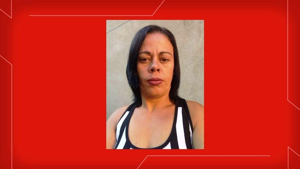 Mulher de 36 anos é morta a tiros pelo filho adolescente