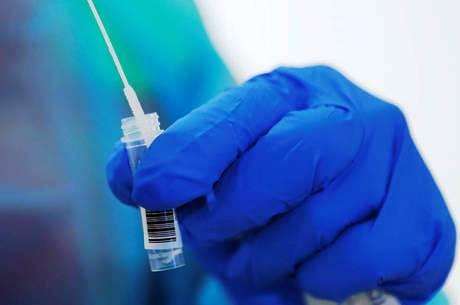 Brasil tem 173,8 mil mortes por covid e 6,38 milhões de casos