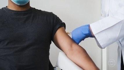 Agência dos EUA aprova uso emergencial da vacina da Pfizer e BioNTech