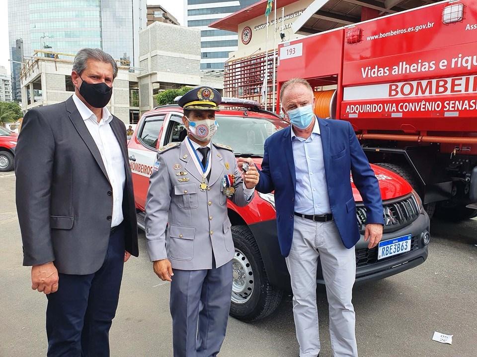 Corpo de Bombeiros do ES recebe novas viaturas e caminhão no aniversário de 108 anos da Corporação