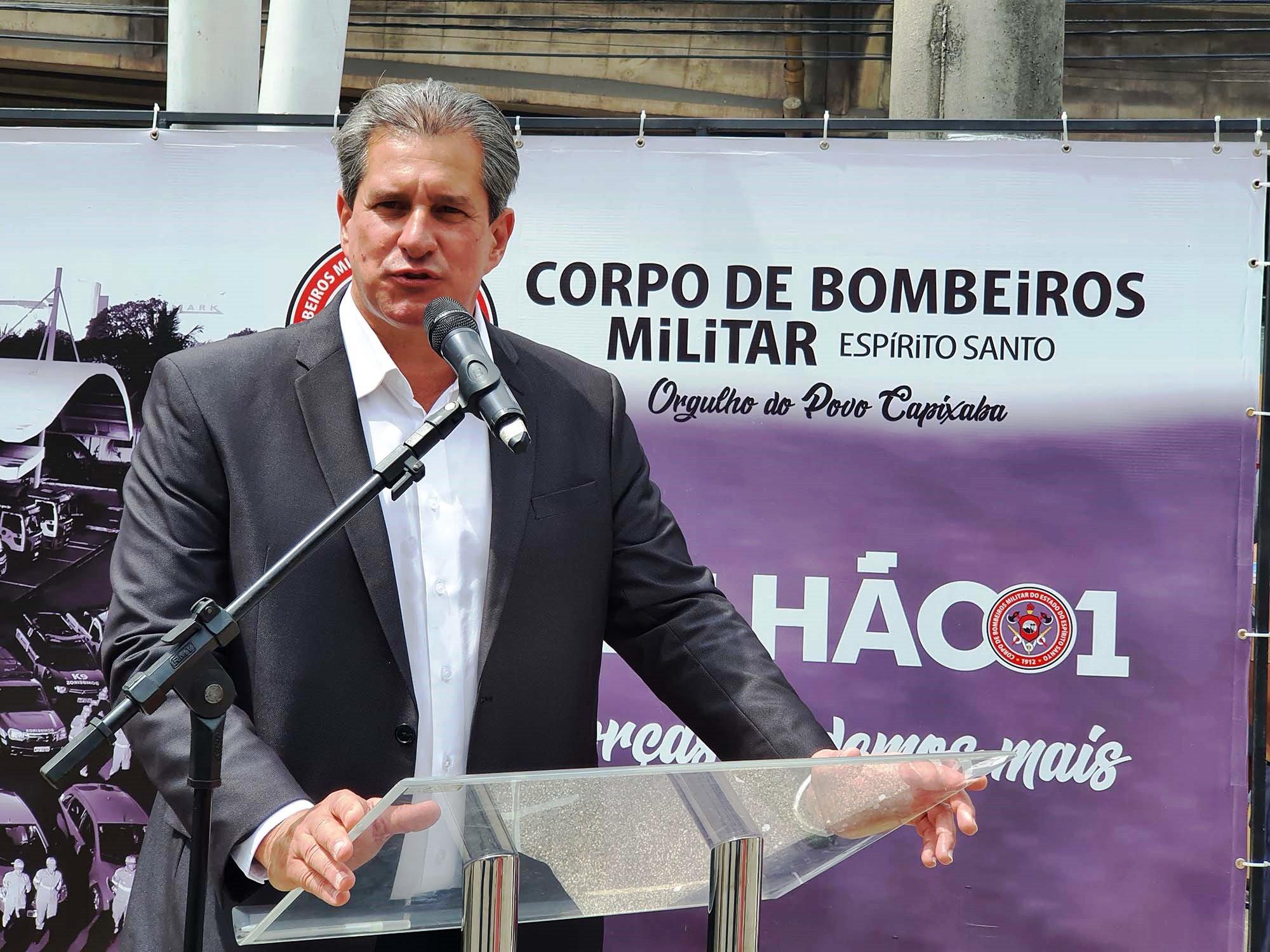 Corpo de Bombeiros do ES recebe novas viaturas e caminhão no aniversário de 108 anos da Corporação