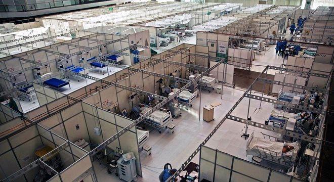 Brasil tem mais mortes por covid em 1 semana do que 63 países juntos na pandemia inteira