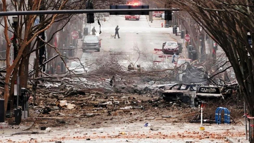 Veículo explode em Nashville, nos EUA; polícia local considera 'ato intencional'