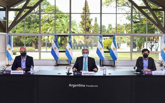 Argentina proíbe entrada de turistas dos países que fazem fronteira