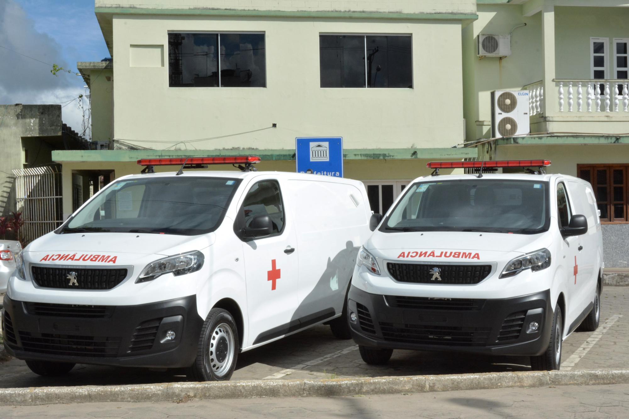Prefeitura de Boa Esperança adquire mais duas ambulâncias