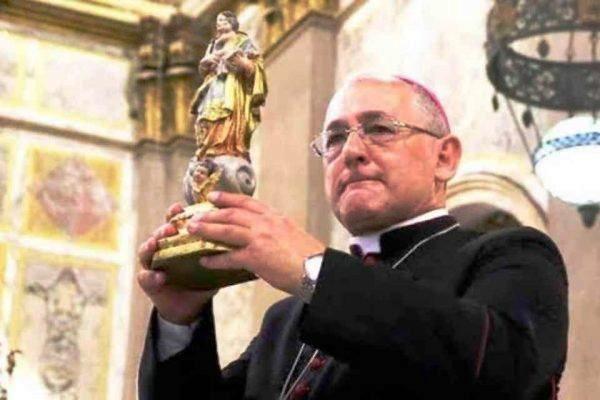 Coroinhas detalham denúncias contra arcebispo de Belém: “Me tocou e rezou”