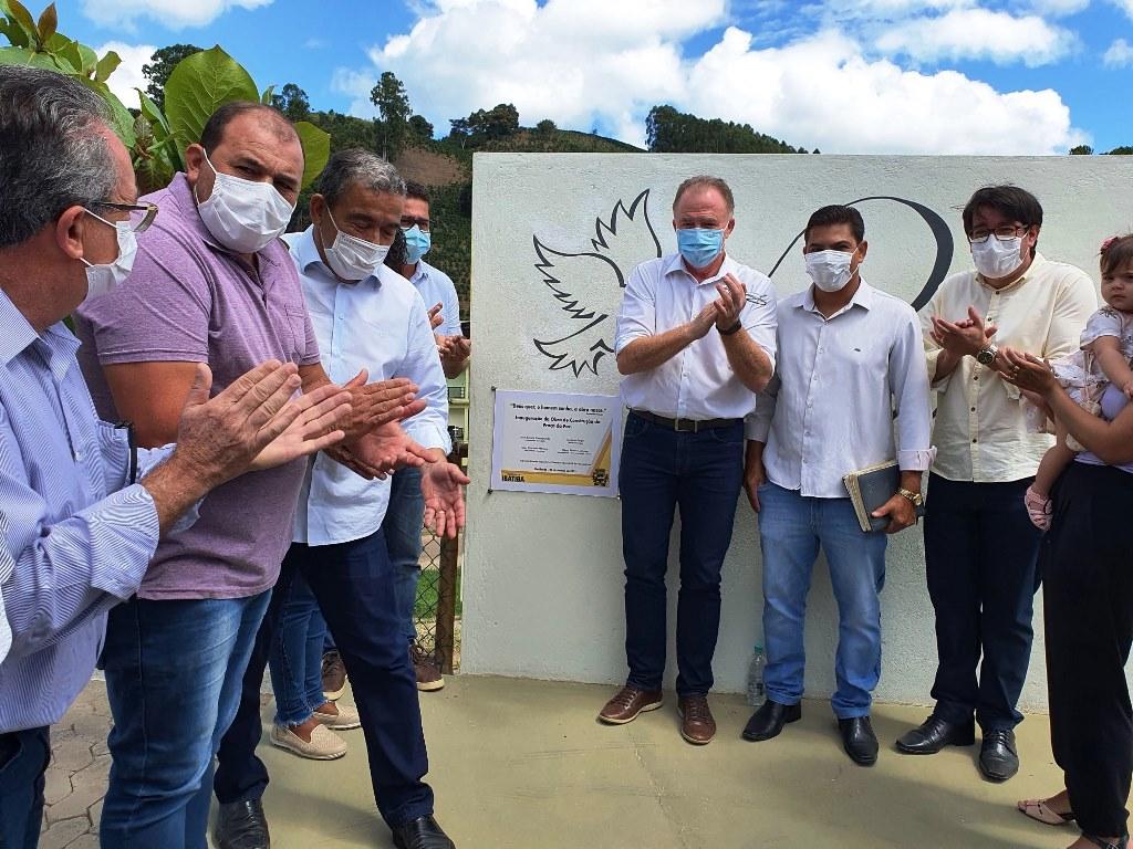 Casagrande inaugura obras de infraestrutura em Ibatiba