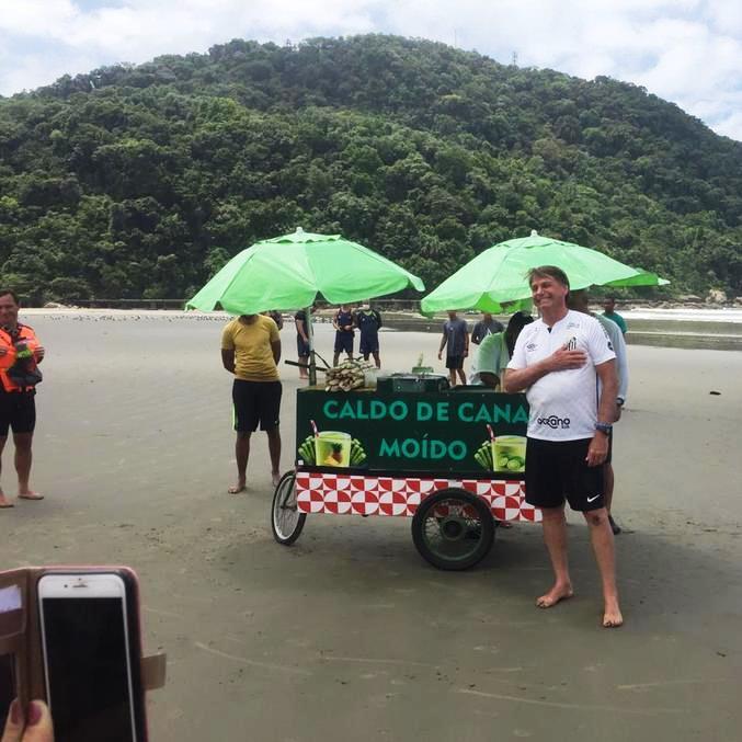 Como antecessores, Bolsonaro escapa da agenda oficial para lazer