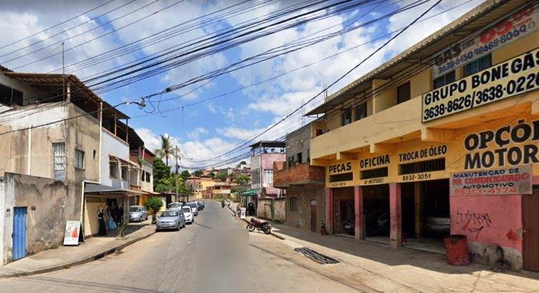 Mulher alcoolizada incendeia casa em que morava com filhos e marido