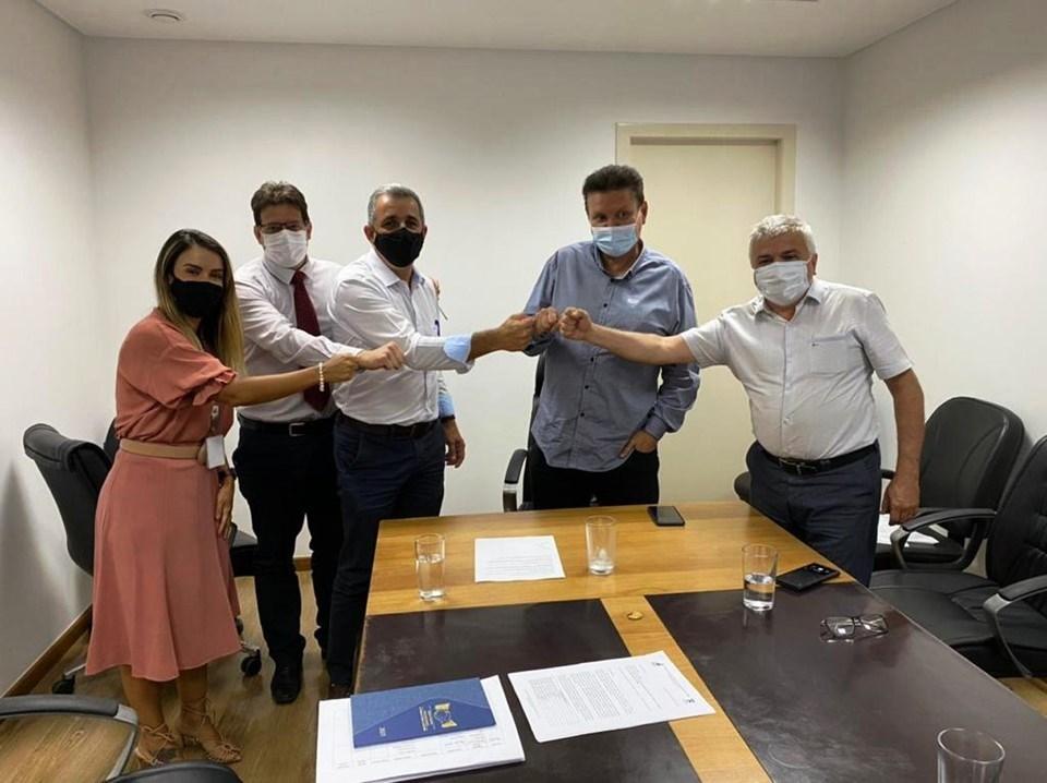 Municípios do Espírito Santo aderem ao Programa Cidade Empreendedora