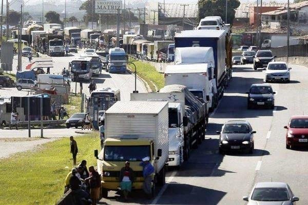 Por caminhoneiros, governo pode cortar benefício a pessoas com deficiência