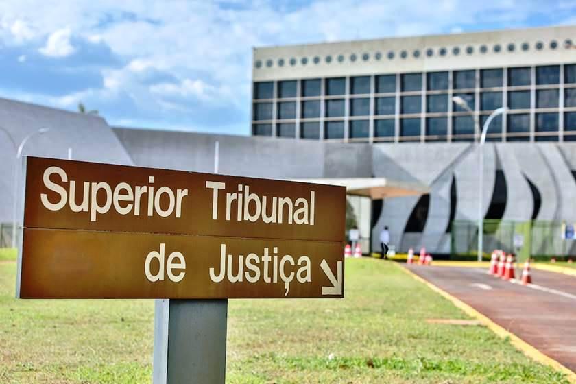 STJ absolve adolescente de 14 anos que engravidou prima de 12 anos