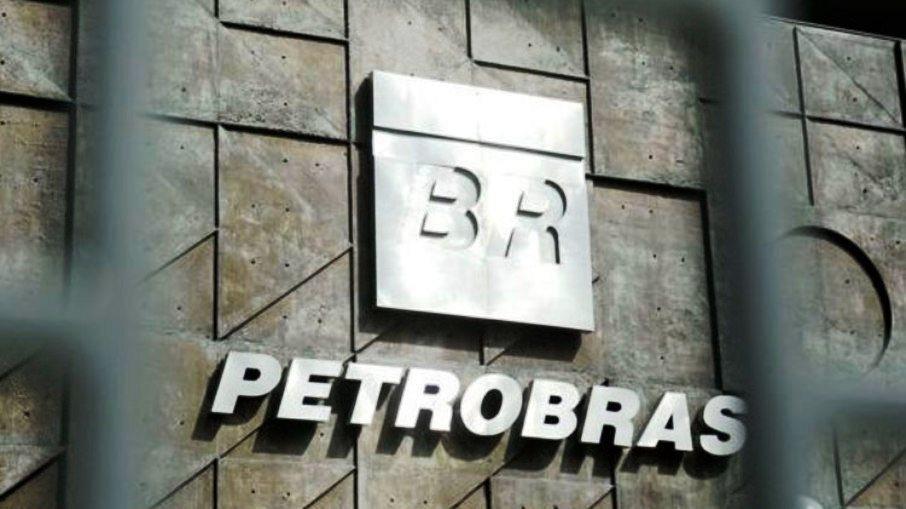 Petrobras anuncia mais um reajuste: 4,8% na gasolina e 5% no diesel