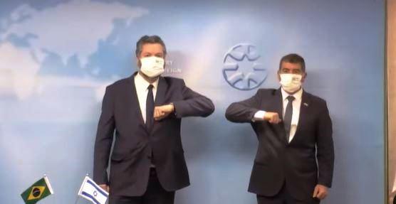 Brasil e Israel assinam acordo de cooperação para conter pandemia