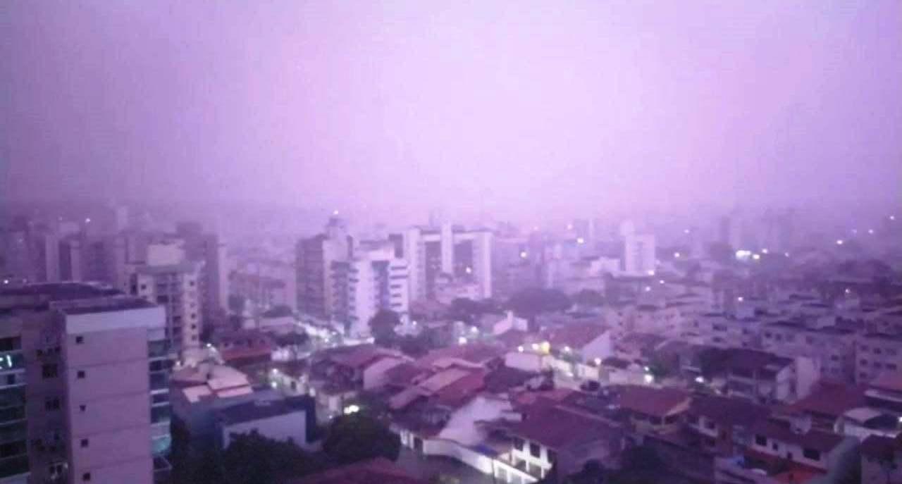ES é atingido por mais de 11.000 raios durante chuva na madrugada de domingo (7)