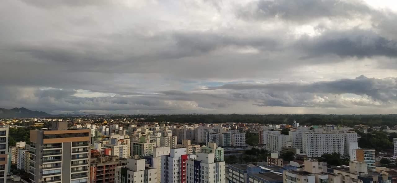 Sol de manhã e chuva durante a tarde: tempo continua instável no ES ao longo da semana