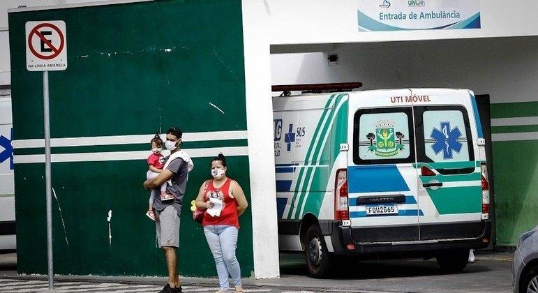 Brasil registra 2.233 mortes por covid e 75,4 mil casos em 24 horas