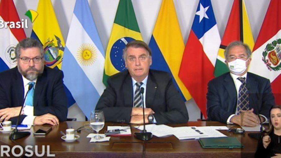 Bolsonaro defende auxílio, reformas e privatizações em reunião do PROSUL