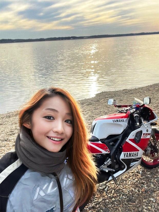 Influencer japonesa motociclista é desmascarada; trata-se de um homem de 50 anos