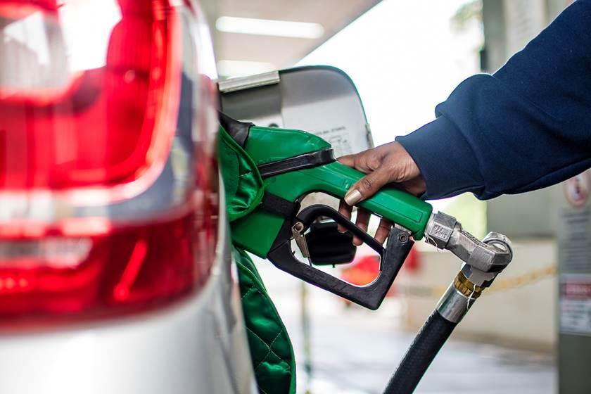 Petrobras reduz preço da gasolina e do diesel nas refinarias