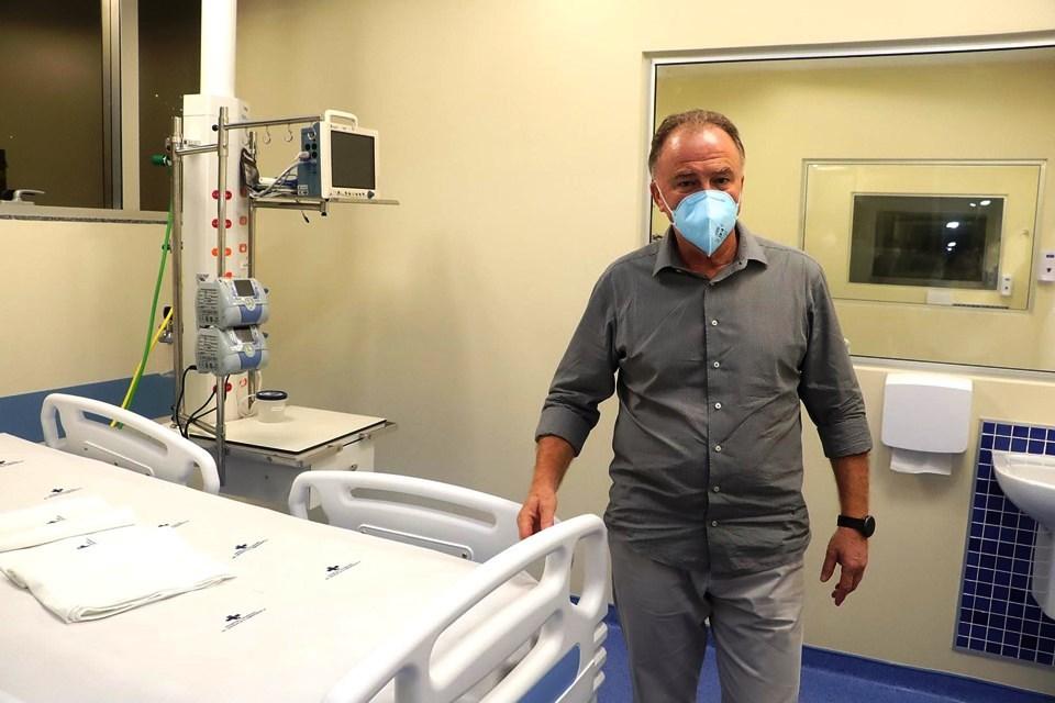 Governo do Espírito Santo entrega mais 10 leitos de UTI Covid-19 no Hospital São Lucas