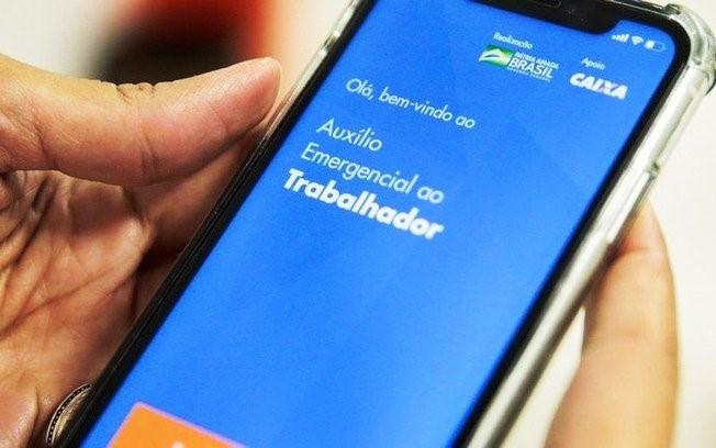 Nascidos em novembro podem atualizar dados no Caixa Tem