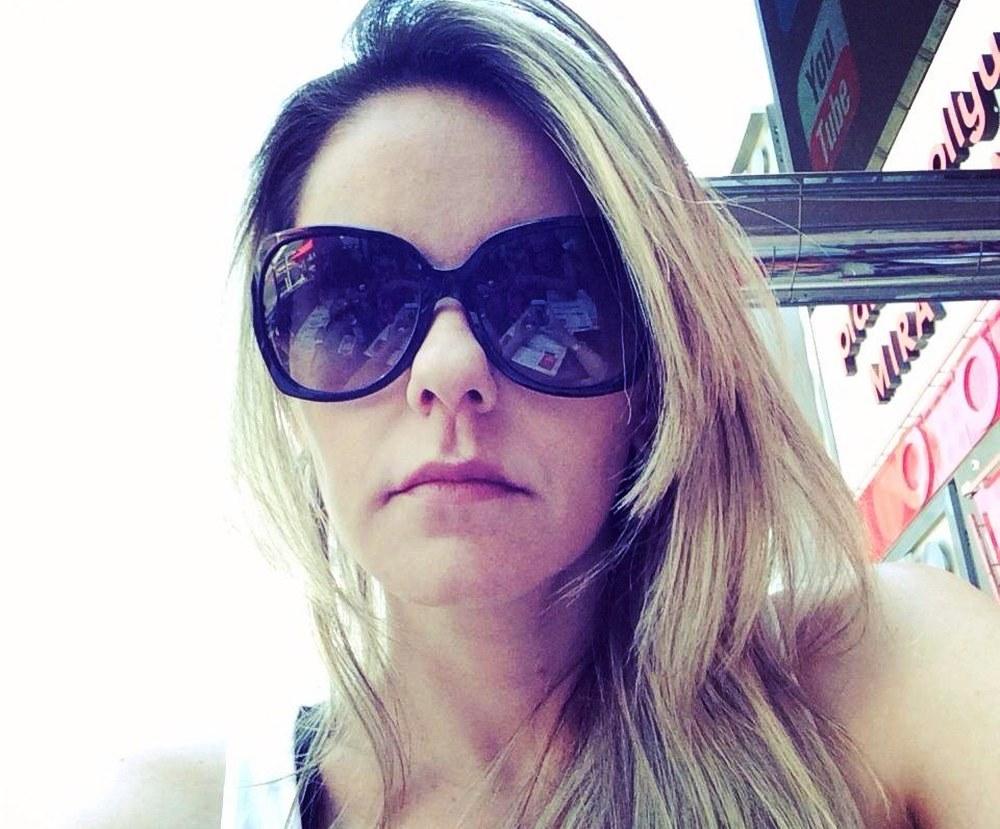 Mulher de promotor é achada morta: Ele está preso