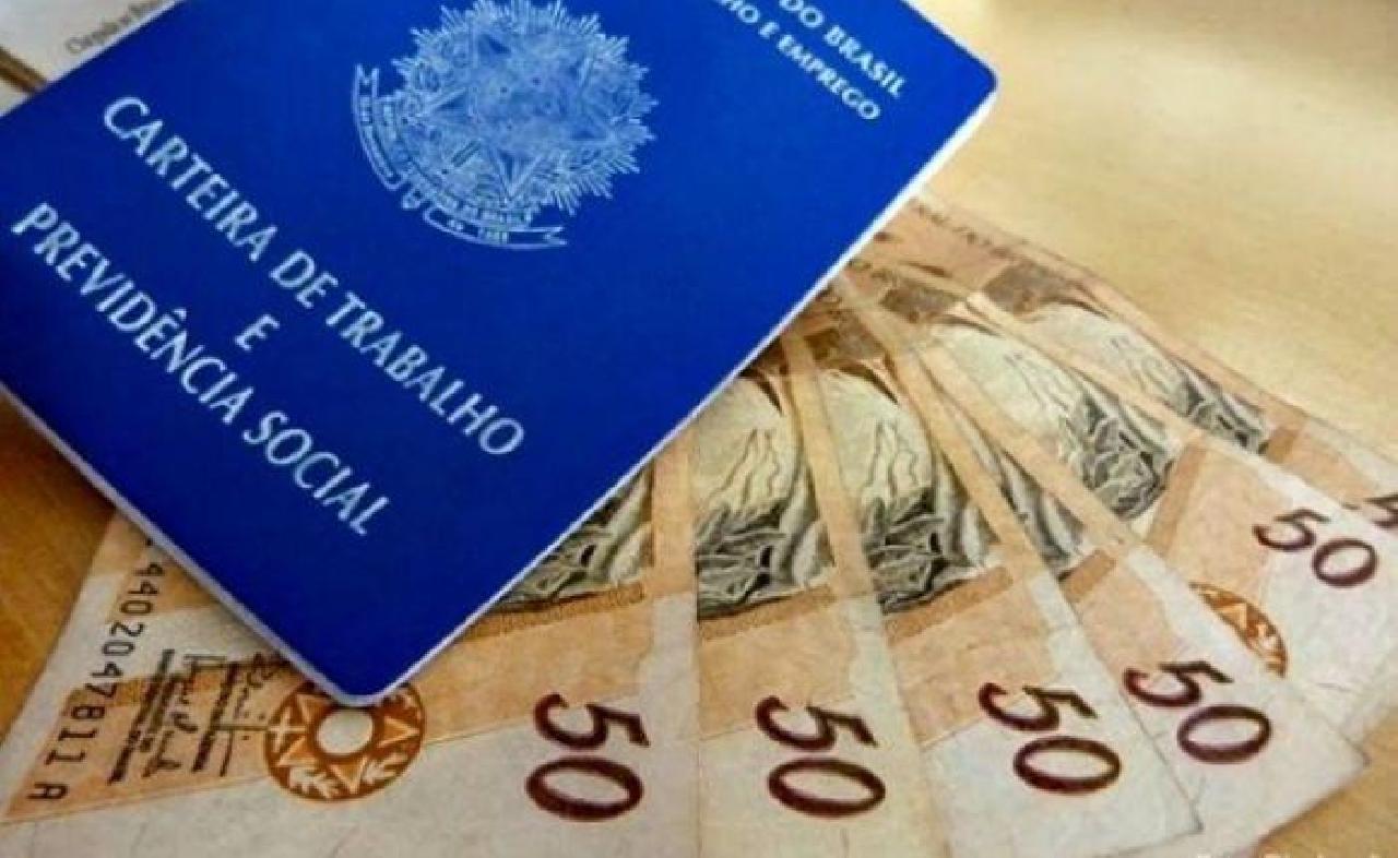 Sem ganho real, salário mínimo deve ser de R$ 1.147 em 2022, calcula governo