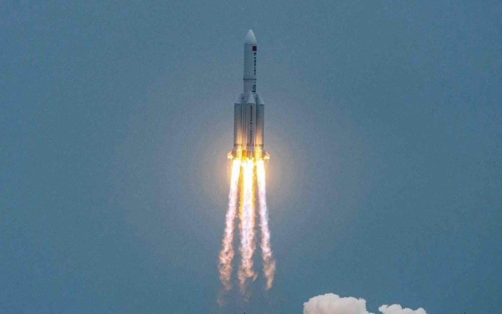 China lança primeiro módulo de sua futura estação espacial