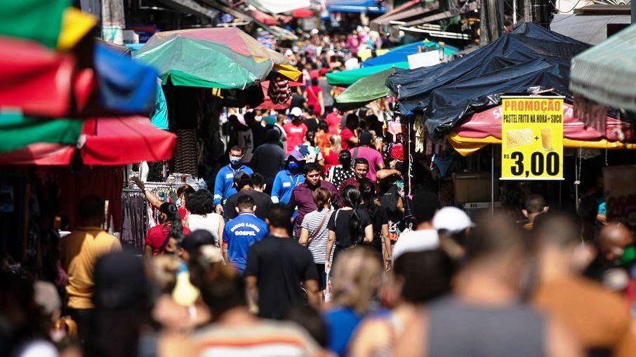 Brasil ultrapassa a marca de 400 mil mortes pela Covid-19 em ritmo assustador
