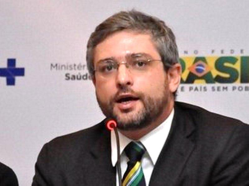 Brasil ultrapassa a marca de 400 mil mortes pela Covid-19 em ritmo assustador