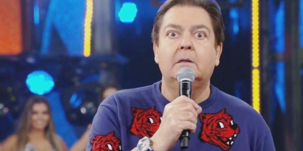 Faustão acaba de assinar com a Band; contrato tem regalias