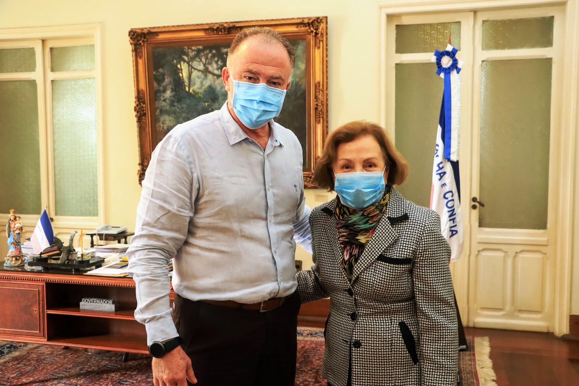 Chefe de cerimonial do Governo do ES, Dona Hilda Cabas retorna ao trabalho presencial no Palácio Anchieta