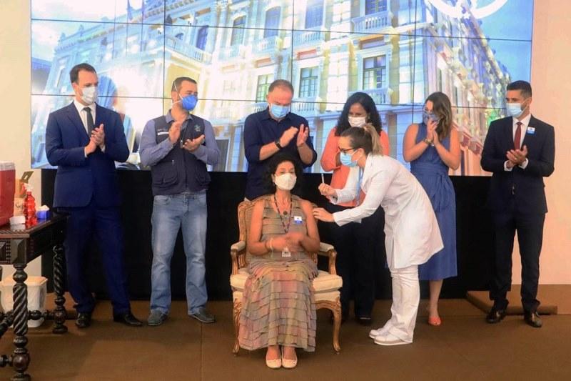 Governo do ES inicia vacinação contra a Covid-19 de profissionais dos sistemas prisional e socioeducativo