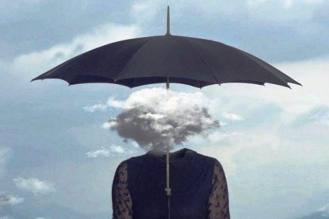 O que é o nevoeiro mental, um dos sintomas menos conhecidos da menopausa
