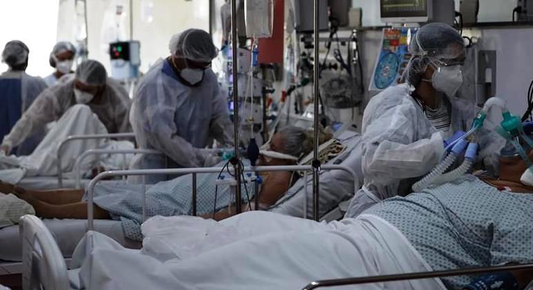 Brasil ultrapassa a marca de 500 mil mortos por covid-19 neste sábado (19)
