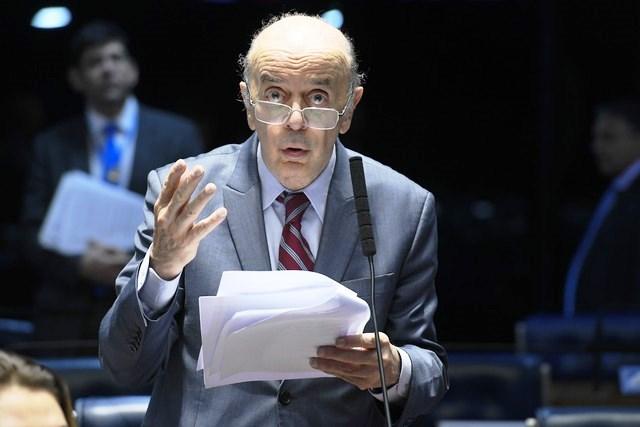Senador José Serra é internado com Covid-19 em SP