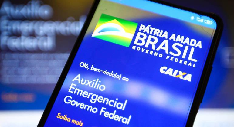 Caixa deposita 3ª parcela do auxílio emergencial a mais de 2,4 milhões nesta sexta-feira (25)