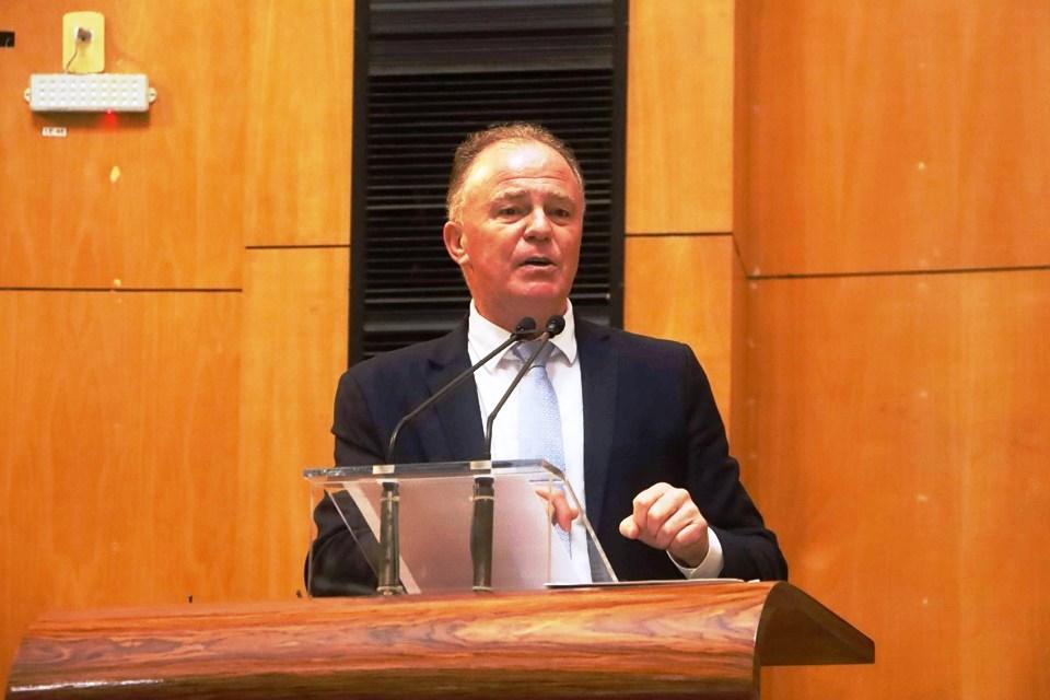 Governador Casagrande presta contas de gestão na Assembleia Legislativa do ES