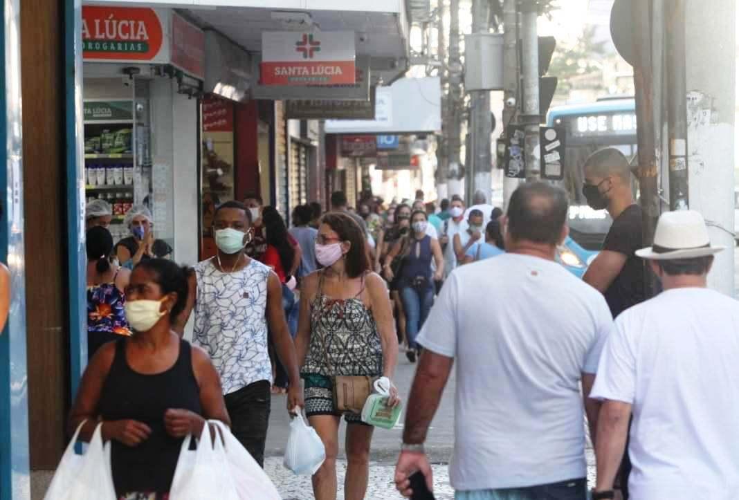 Com a flexibilização de restrições pelo novo Mapa de Risco, veja o que funciona nesta segunda-feira no ES