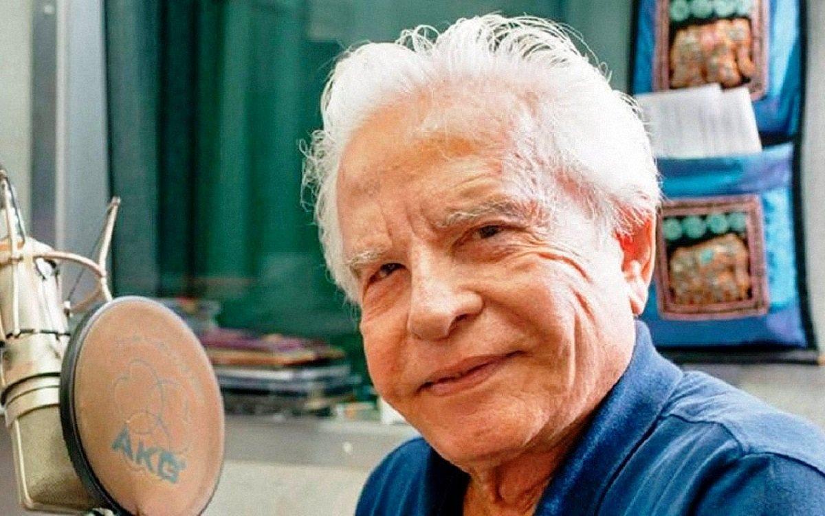 Cid Moreira deixa filho na miséria, após assumir relacionamento: “Tirou tudo de mim”