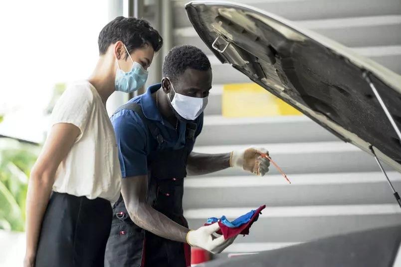 Veja as armadilhas dos postos de gasolina que podem colocar seu carro em risco