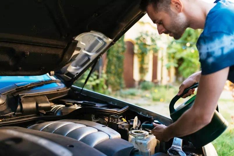Veja as armadilhas dos postos de gasolina que podem colocar seu carro em risco