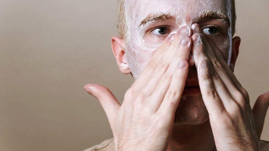 Skincare caseiro: Como cuidar da pele do rosto com ingredientes 100% naturais
