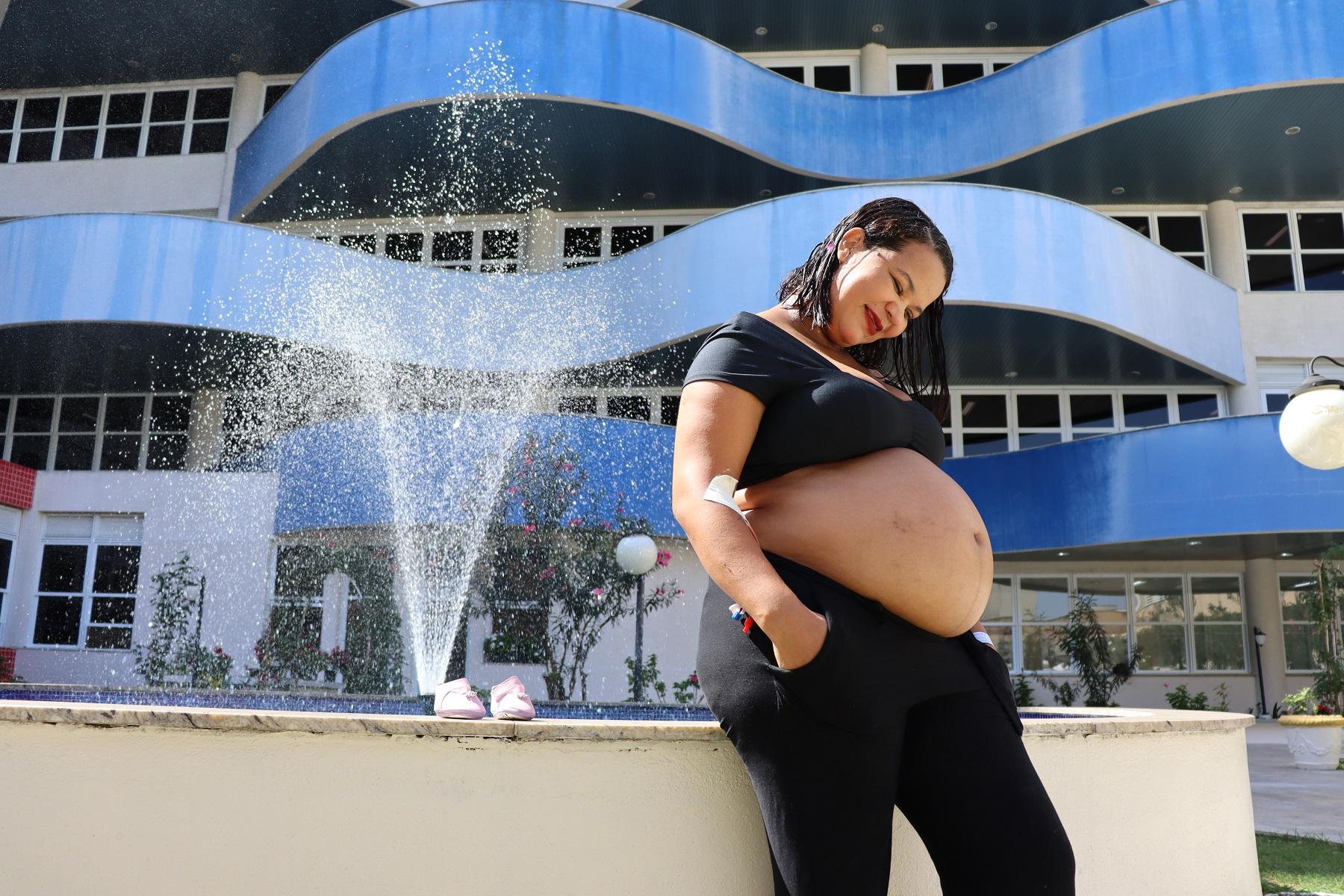 “Eternizando o Momento”: gestante ganha ensaio fotográfico dentro do Hospital Dr. Jayme