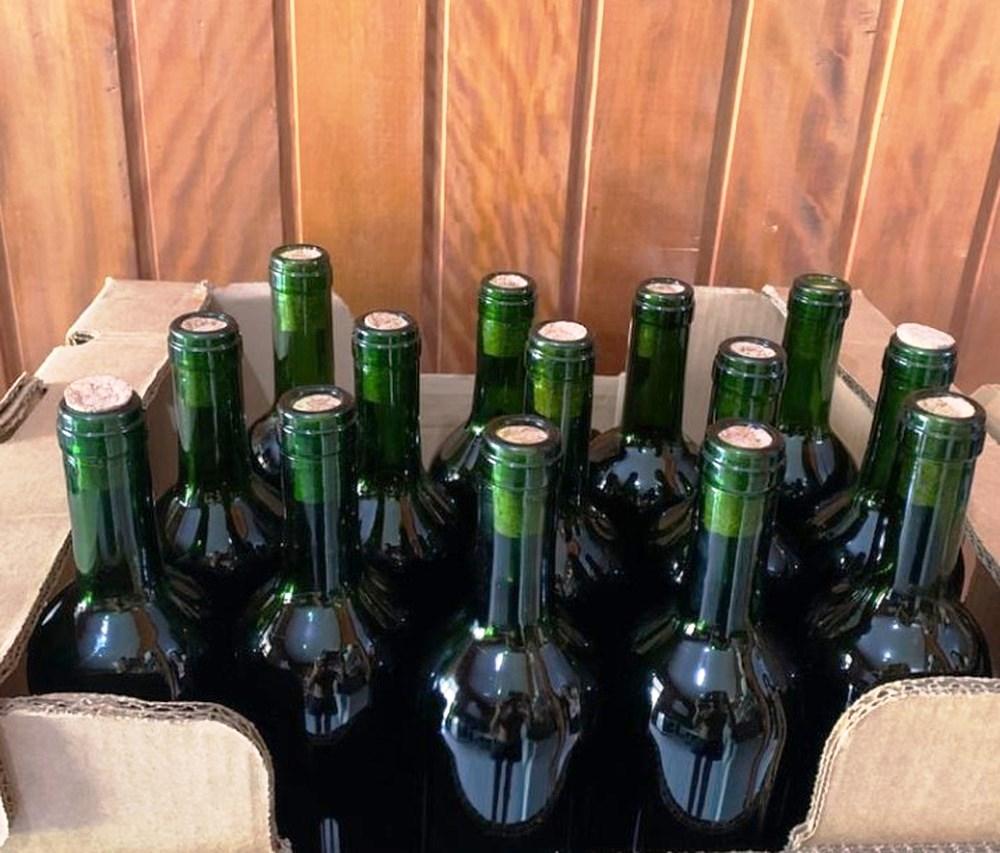 Apaixonado por bebidas artesanais, servidor público do Acre cria ‘vinho de açaí’